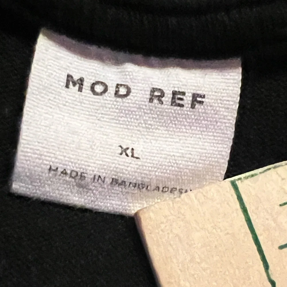 Mod Ref Black Garment - Picture 2 of 7